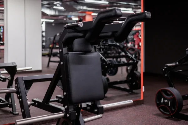 Power Squat Machine - Colour: Black
