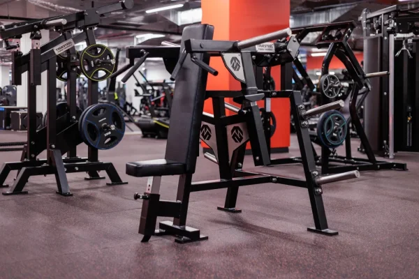 Shoulder Press Machine - Farbe: Schwarz