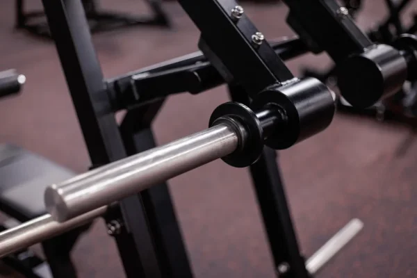 Posilňovací stroj Lat Pulldown - Farba: Čierna