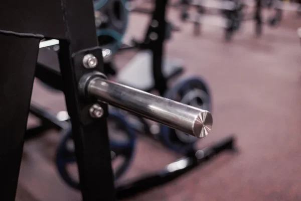 Posilňovací stroj Chest Press - Farba: Čierna
