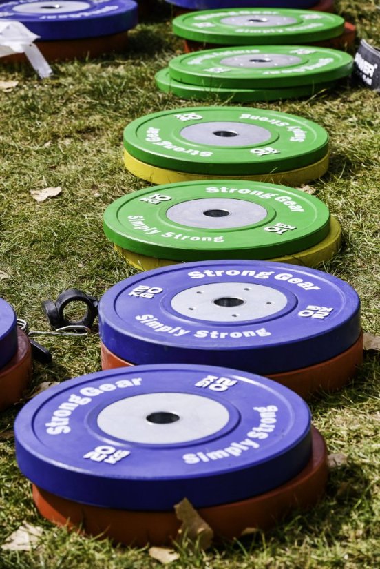 stronggear závodní bumper plates